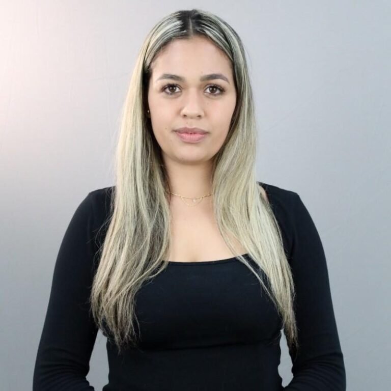 jessica almeida na expobuild da diprotec
